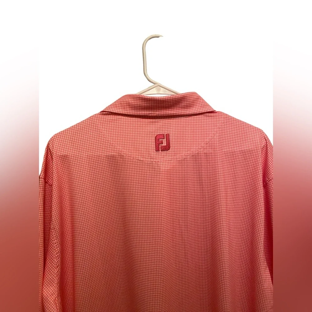 FootJoy Men's Pink‎ Patterned Polo Shirt. Size extra large. Good condition